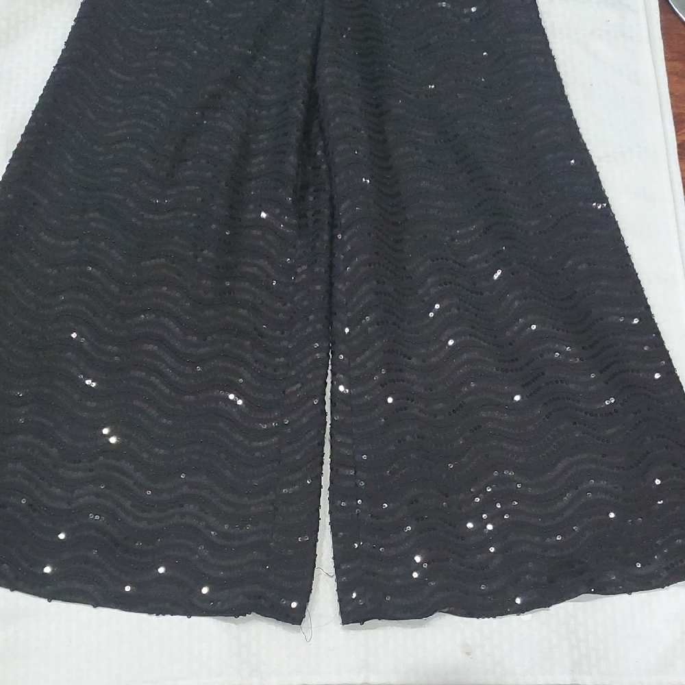 Karl Lagerfeld Black Jumpsuit with Sleeveless Design and Wide-Leg Pants Sz 6 - Picture 2 of 12